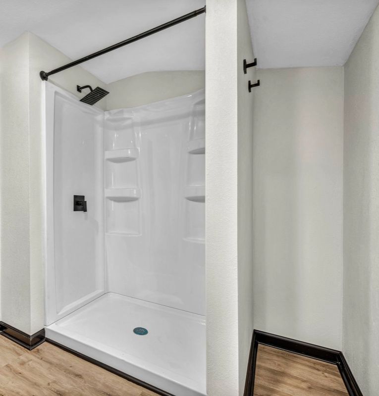 Bathroom & Kitchen Remodeling