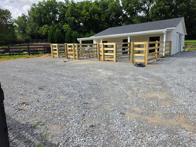 4 Rail Horse Fence