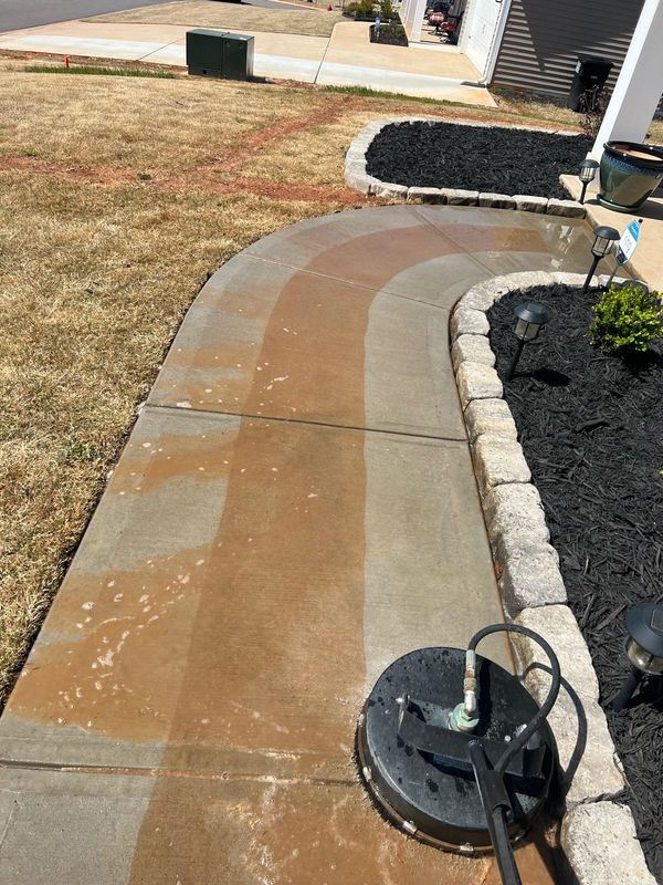 Driveway & Sidewalk Cleaning