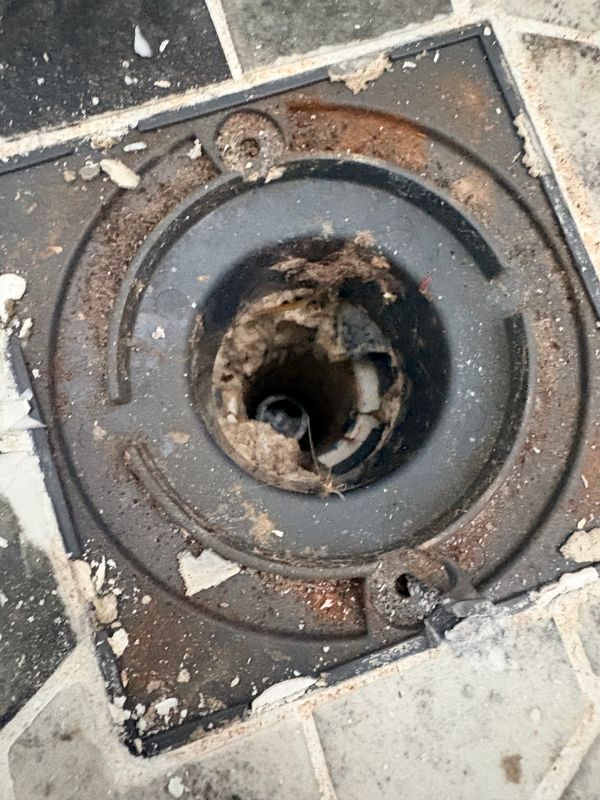 Pipe Descaling & Cast Iron cleaning
