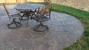 Patio Concrete pour installation