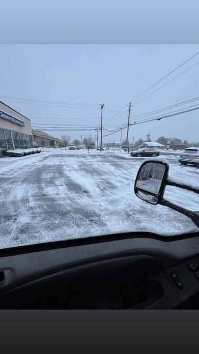 Commercial & Residential Snowplowing