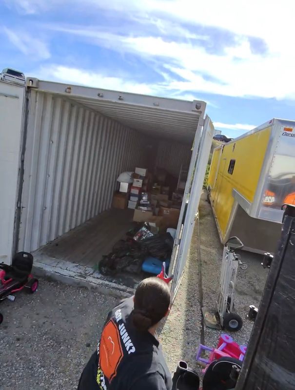 Effortless Decluttering: Family Junk Removal Transforms Santa Clarita Storage Space