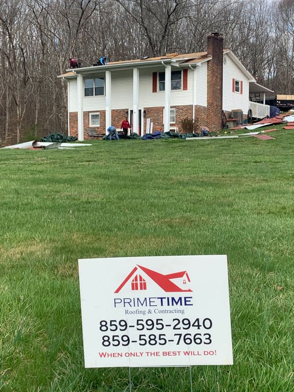 "Skyline Transformation: Primetime Roofing & Contracting's Innovative Mastery in Clay City, Kentucky"