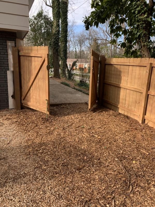 Deck And Fence Staining