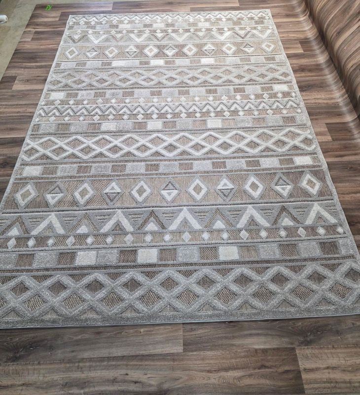 Carpet Installation and Repair