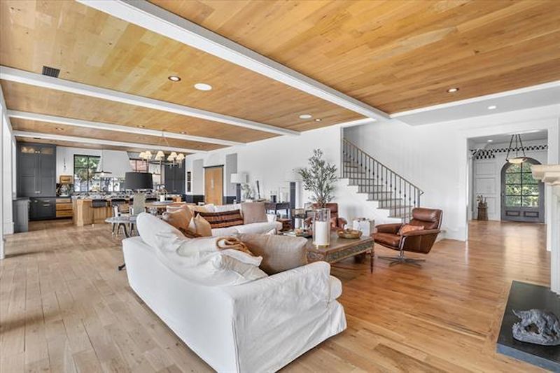 Barndominium