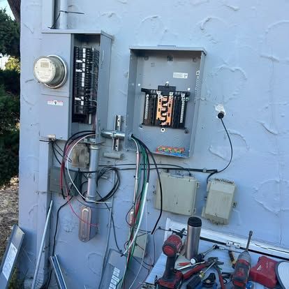 Circuit Breaker Installation and Repair