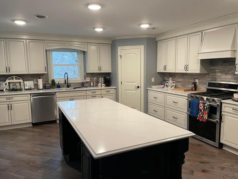 Kitchen Cabinets 