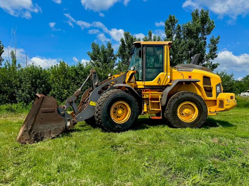 Wheel Loaders