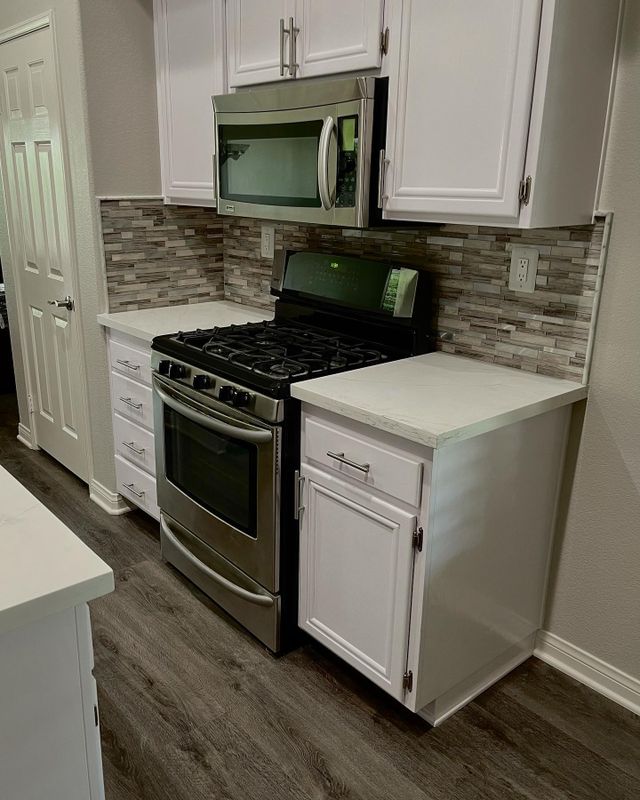 Kitchen Renovation gallery