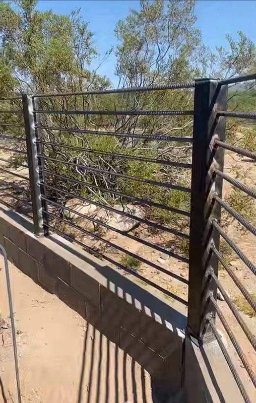 Custom Gates/Signs