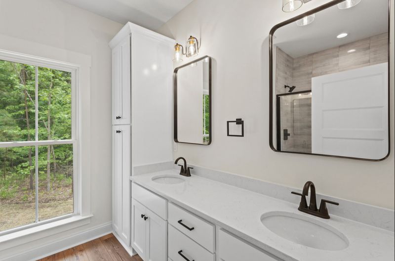 Row House (1530 Sq Ft)
