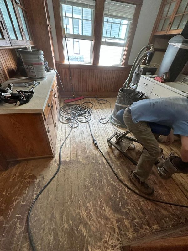 Hardwood Refinishing