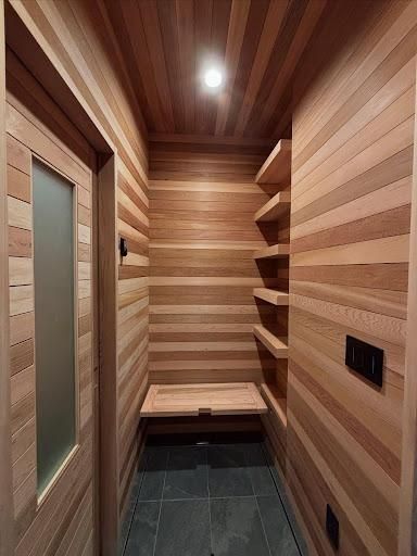 Custom Closets