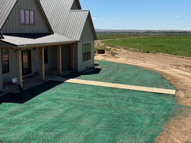 Residential and Commercial Hydroseeding