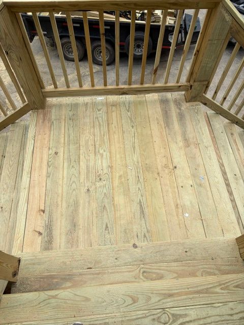 Deck & Patio