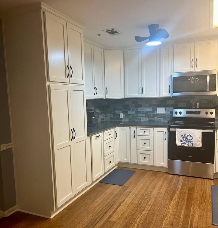 Custom Cabinet Manufacturing