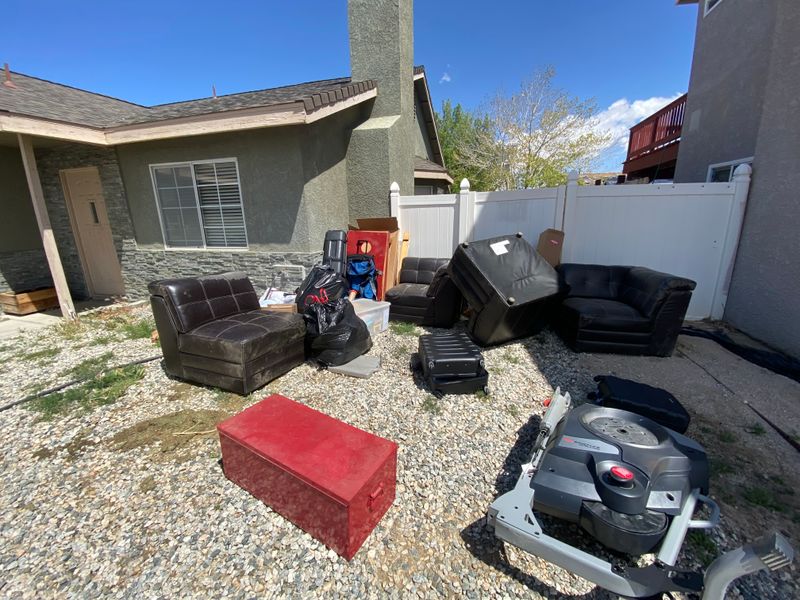 Bulky item pickup in palmdale CA