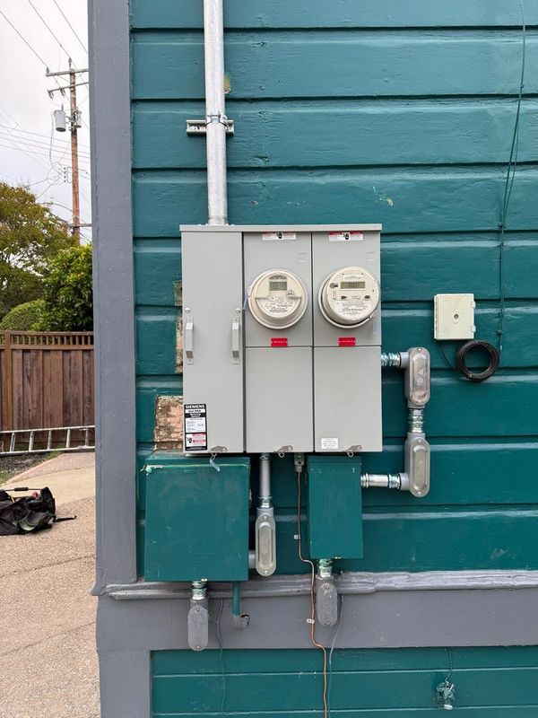 Circuit Breaker Installation and Repair