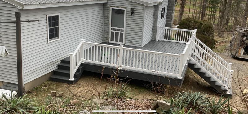 Deck Installation & Repair