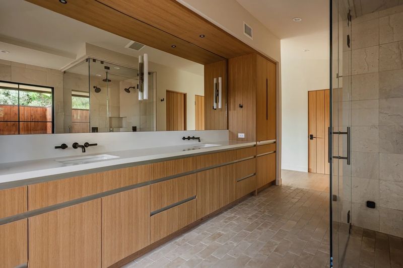 Custom Cabinet Finishes
