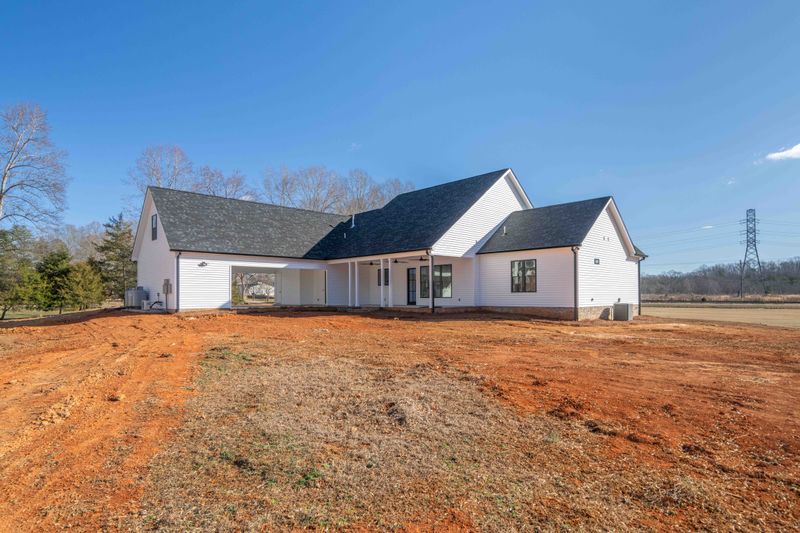 Southern Charm Custom: Design & Build