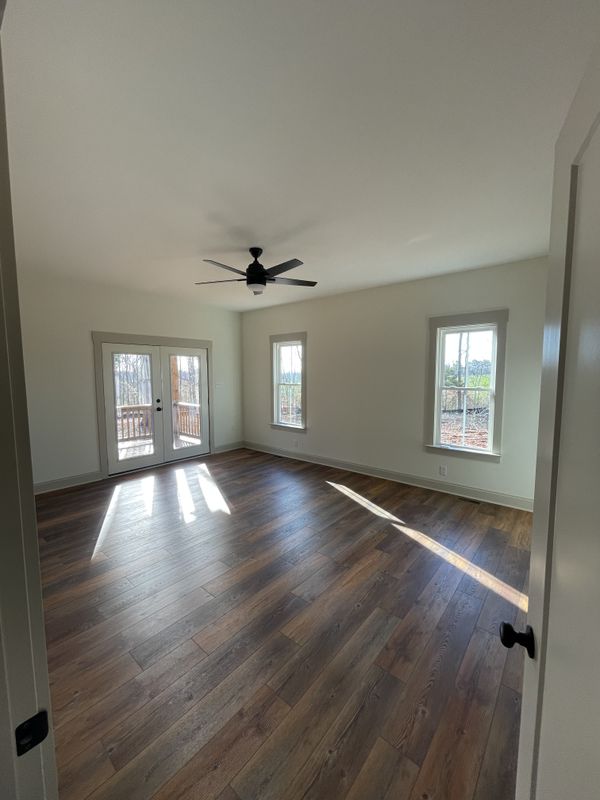 Farmhouse 1800 Sq Ft