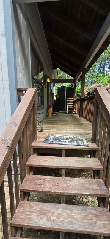 Fort Mountain replaced siding and painted the housw