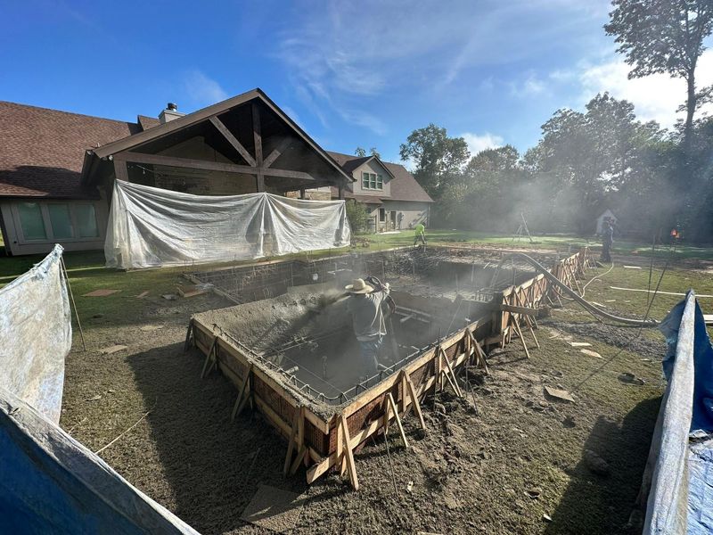 Custom Pool Construction