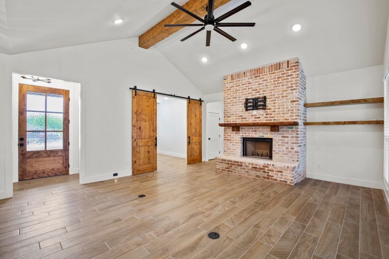 Custom Home - Tolar