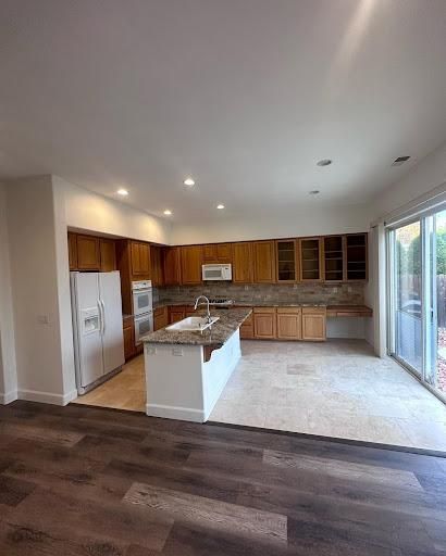 Kitchen and Cabinet Refinishing