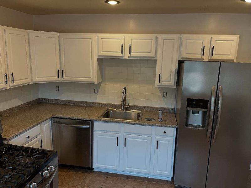 Kitchen and Cabinet Refinishing