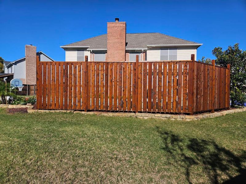 Fence Staining & Sealing