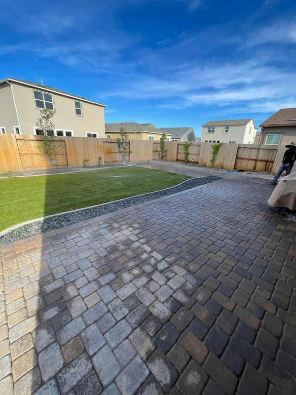 Hardscaping & Landscaping