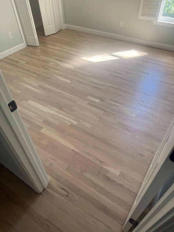 Solid hardwood installation
