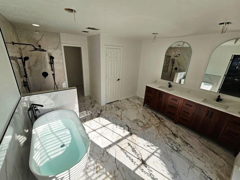 Custom Walk-In Showers