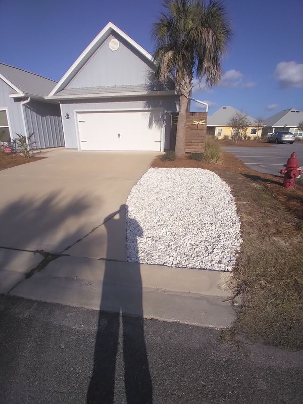 Landscaping & lawncare services