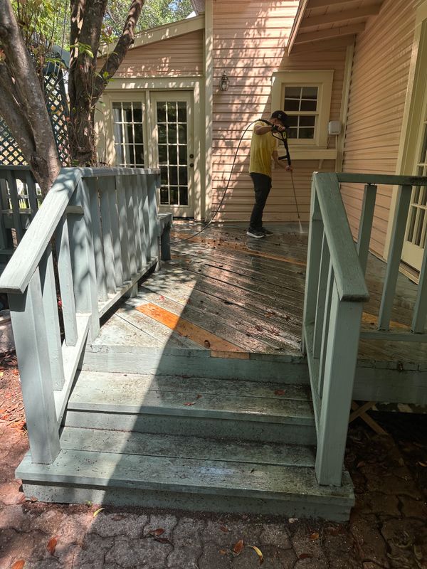 Powerwashing