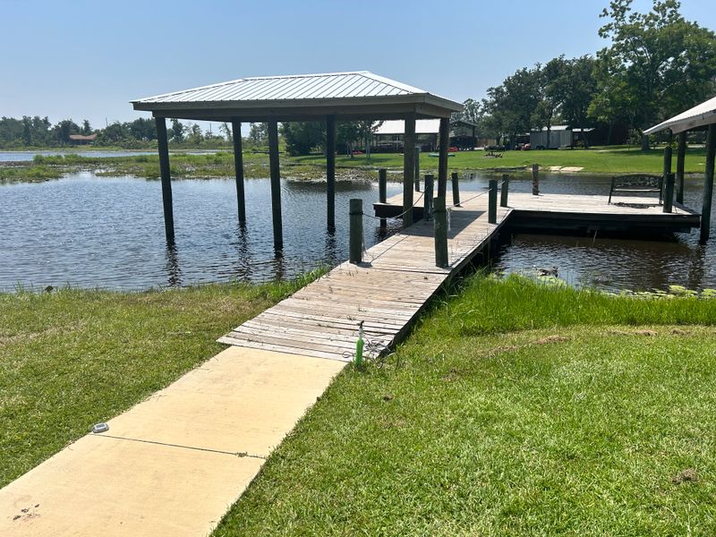 Boat lifts/ Boat houses