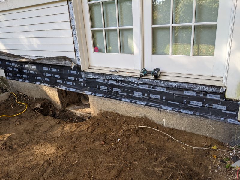 EXTERIOR CARPENTRY & DECKS (SELECT RENOVATIONS)