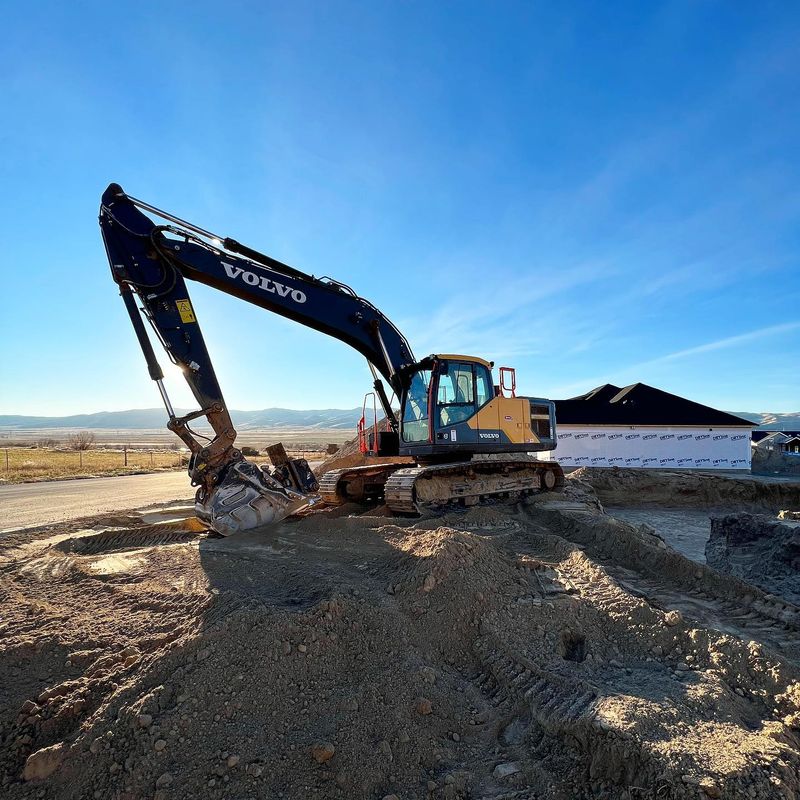 Residential & Commercial Excavation