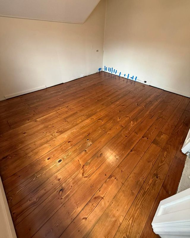 Pine Flooring Refinish
