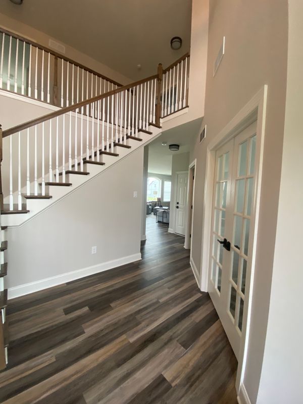 "East Norriton Elegance: Transforming Interiors with MK Painting's Expert Touch"