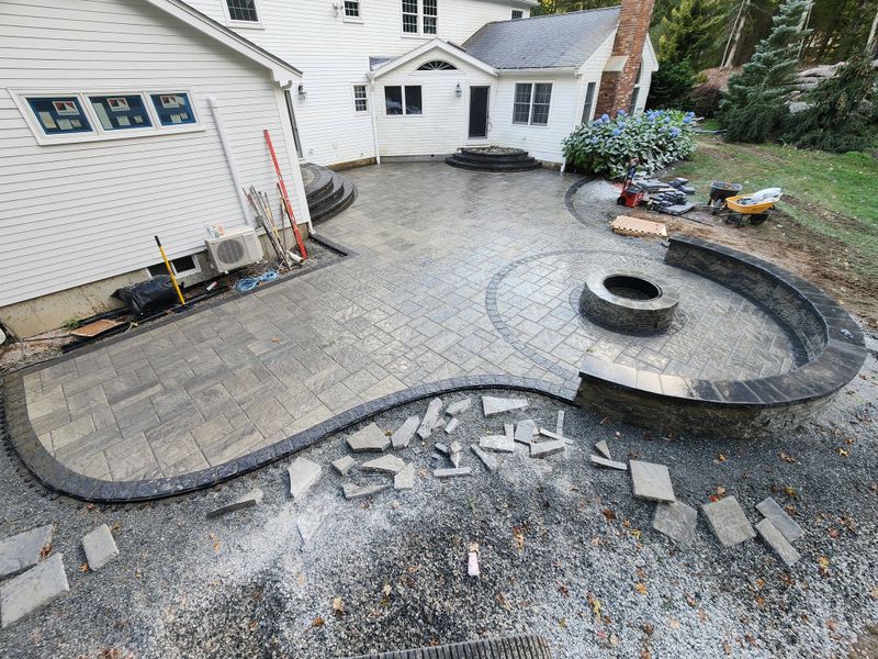 Hardscaping contractor