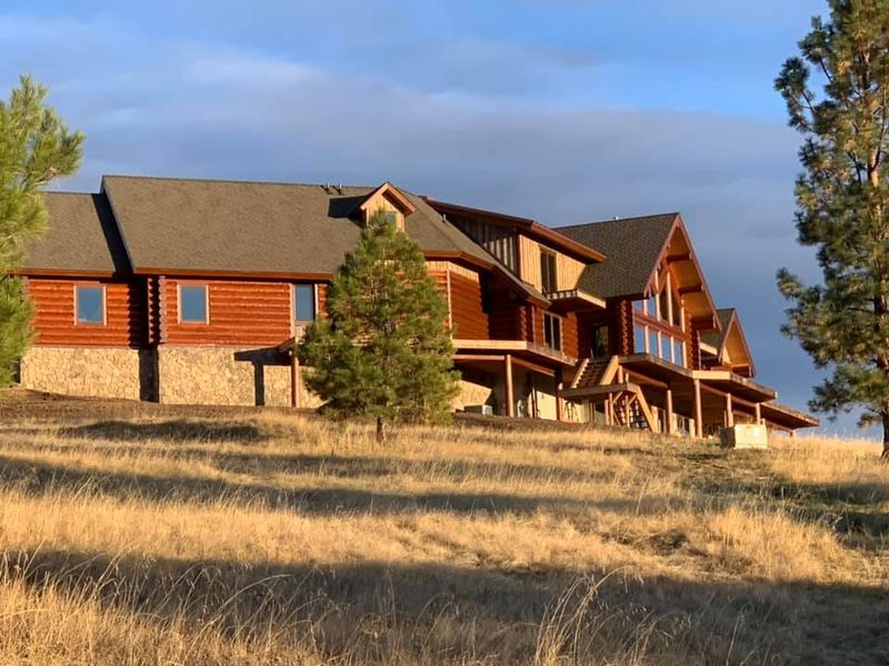 Log Home Restoration