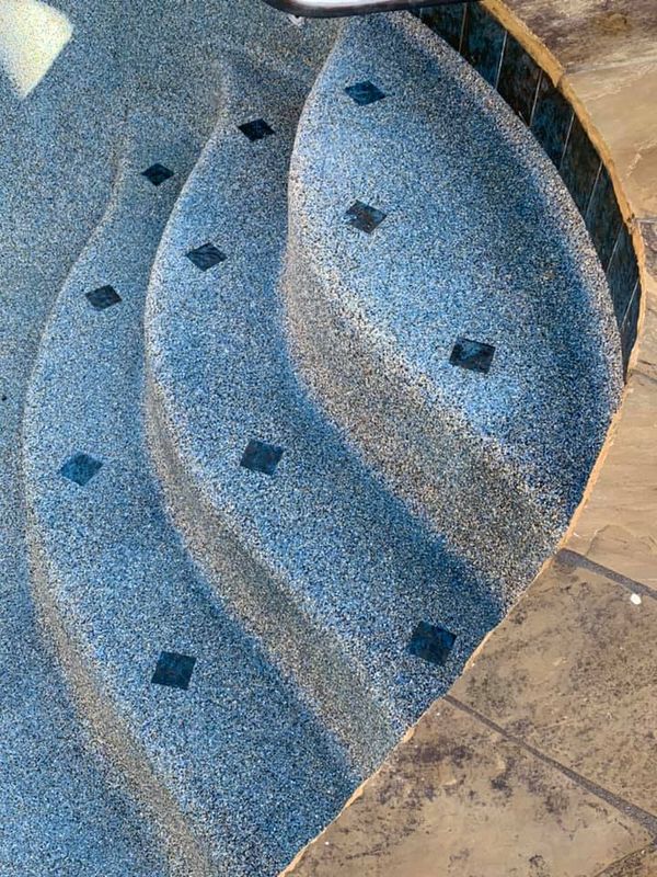 Plaster Tile & Coping