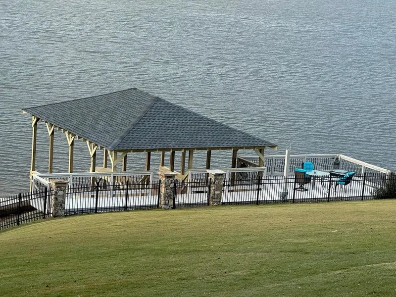 Lakeside Luxury: G’s Construction's Stunning Boathouse Retreat