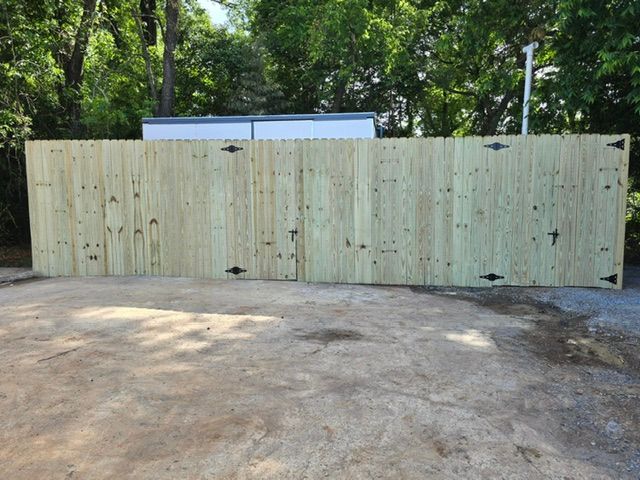 Enhance Your Space with Coosa Valley's Premium Privacy Fence Installation