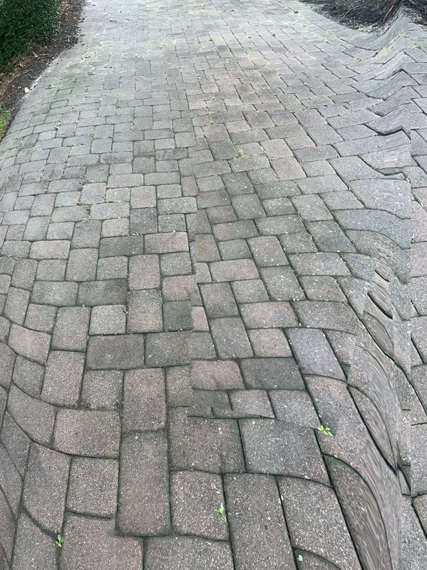 Driveway pressure cleaning